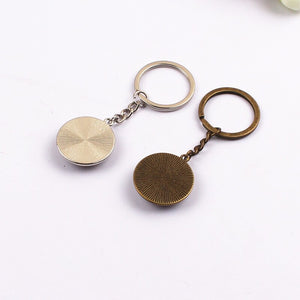 Elvis Presley - Round Keychain